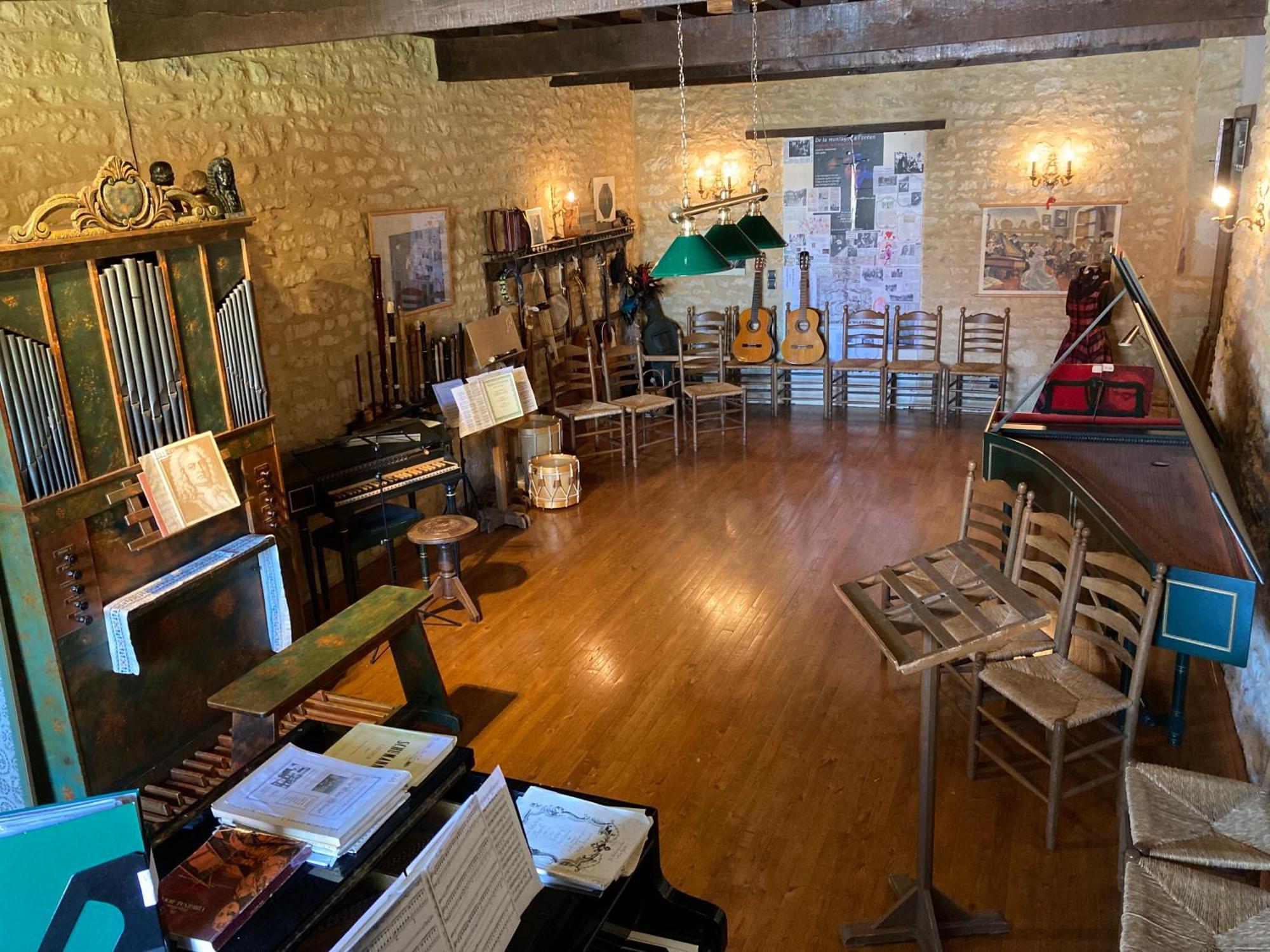 Maison Les Beaux Arts Mouzay  Екстериор снимка